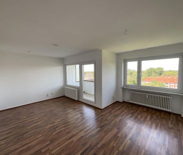 3-Zimmer-Wohnung mit Balkon und Badewanne im 6. OG mit Aufzug in Wi... - Foto 2