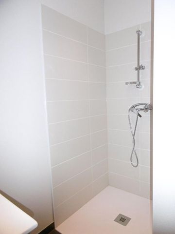 Location Appartement 2 pièces 40m² - Photo 4