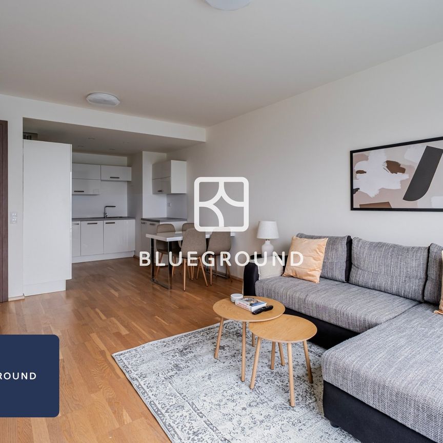 Apartment for rent, 2+kk - 1 bedroom, 56m - Photo 1