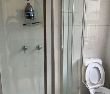 Darlington - Photo 2