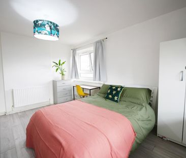 3 Bed Flat, Stuttle House, E1 - Photo 1