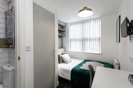 1 bedroom in a house share to rent - Photo 4