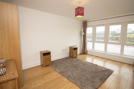 2 Bedroom Apartment - Fourth Floor - Photo 4