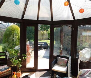 Horse Shoe Close, Hempstead, ME7 - Photo 2