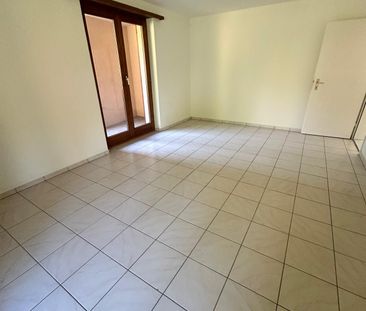 Gemütliche 4.5 Zimmer Wohnung mit grosser, überdachter Laube - Photo 1