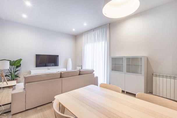 Flat - Granada (Constitucion) - Photo 1