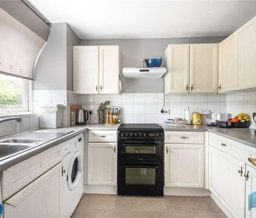 Lucas Gardens, East Finchley, London, N2 - Photo 6