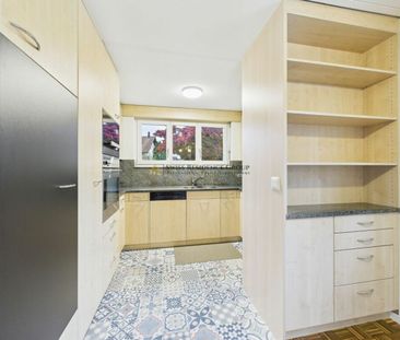 Sunny and tax-friendly living: Single-family home in a quiet location - Photo 6