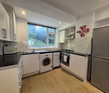 Rockley Road, London - Photo 3