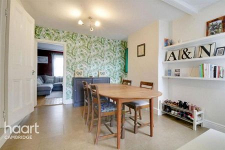 2 bedroom semi-detached house to rent - Photo 3