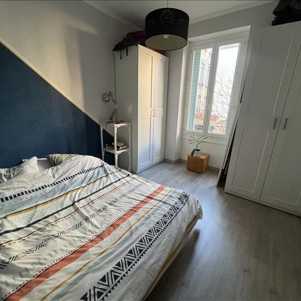 3 pièces - Meublé - 49,8 m² - 1er étage - Colocation non autorisée - Photo 1