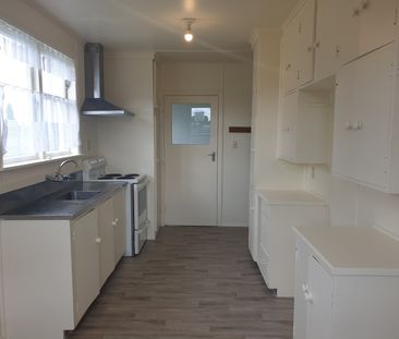 ARBROATH AVENUE, FLAXMERE - Photo 6