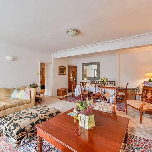 Prince Albert Road, St John's Wood, NW8 - Photo 1