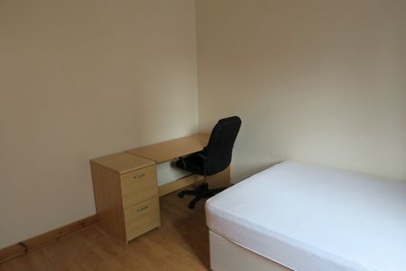 2 Bed Flat, Bon Accord Terrace, AB11 - Photo 2
