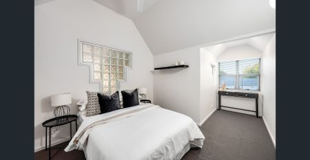 Architecturally Designed Townhouse - Photo 4