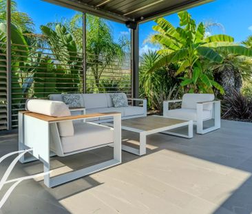 Maison à louer Valbonne, Cote d'Azur, France12 000 EUR / Mois - Photo 1