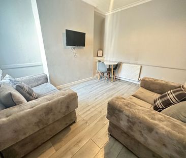Empress Road, Kensington Fields. - Photo 3