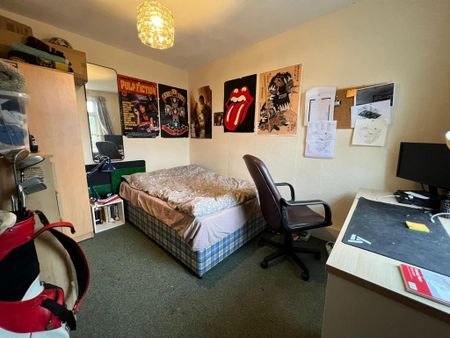4 bedroom terraced house to rent - Photo 4