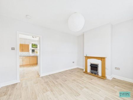 2 bedroom end of terrace house to rent - Photo 5