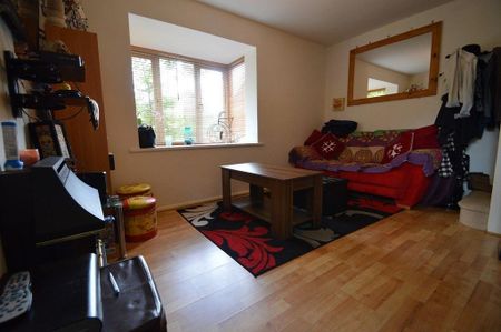 1 bedroom terraced house to rent - Photo 2