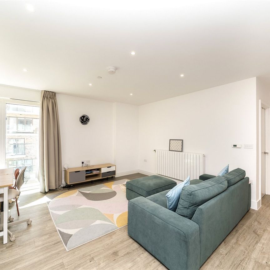 Pegler Square, Kidbrooke Village, London, SE3 9GW - Photo 1