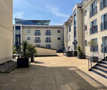 1 bedroom in a flat share to rent - Photo 6