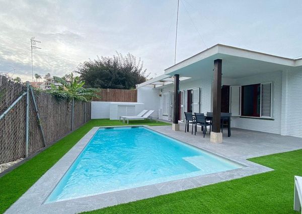 Sitges, Catalonia 08870