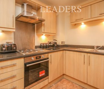 2 bedroom flat to rent St. James Place, Norton Green Lane WS11 - Photo 4