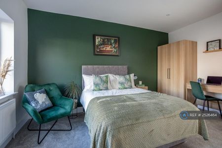 1 bedroom in a house share to rent - Photo 4