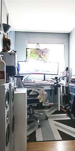 John Gooch Drive, Enfield, EN2 - Photo 1