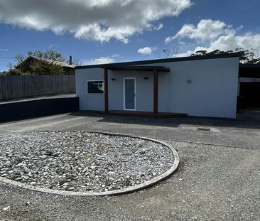 Modern 2-Bedroom Unit - Photo 6