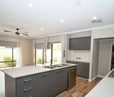 Spacious Family Home in Meadow Springs - Photo 6