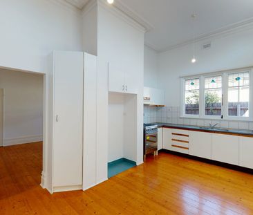 Picture Perfect! - Photo 4