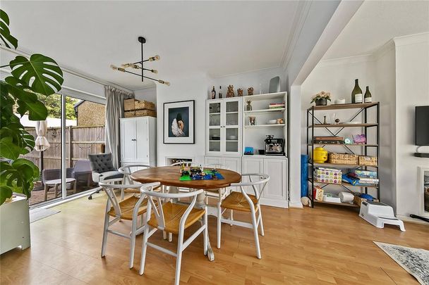 3 bedroom terraced house to rent - Photo 1