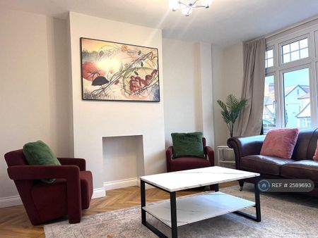 3 bedroom terraced house to rent - Photo 4