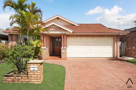 Stunning 3 Bedroom House in Sought-After Wattle Grove Location! - Photo 4