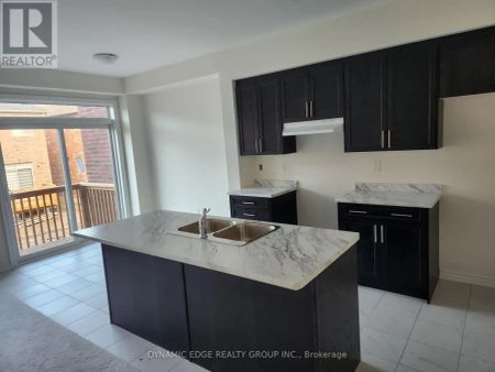 93 NORTH GARDEN BOULEVARD - Photo 5