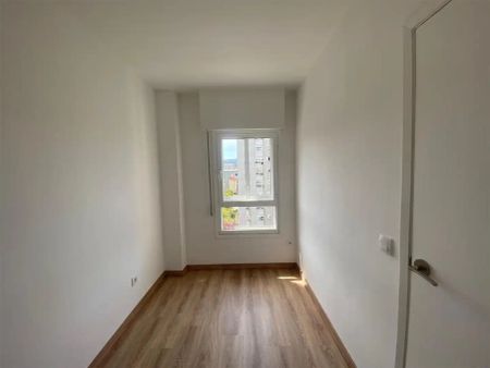 Piso de alquiler en Rúa Pablo Iglesias, 5, As Lagoas - Foto 3