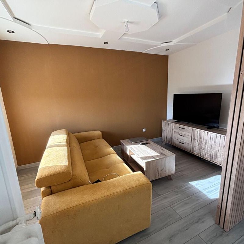 Location Appartement 4 pièces Meublé 79m² ST BRIEUC 22000 - Photo 1