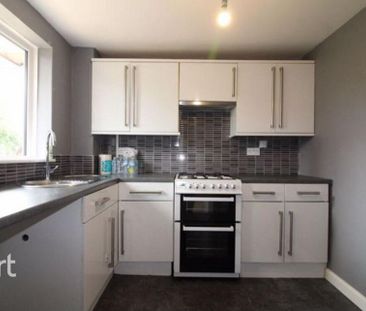 3 bedroom semi-detached house to rent - Photo 6