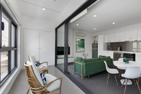 Thinking of selling? Contact our agent - Photo 3