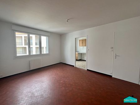 Location Appartement 3 pièces 60m² MACHECOUL ST MEME 44270 - Photo 3