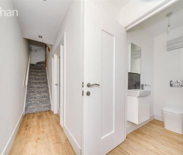 4 bedroom terraced house to rent - Photo 5