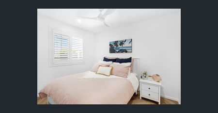 Remarkable Coastal Oasis - Photo 5