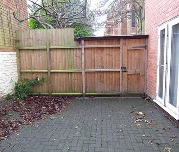 Clarendon Park Road, Clarendon Park, Leicester, LE2 - Photo 3