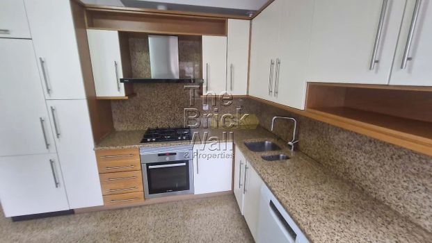 Apartment T3 in São Domingos de Benfica, Lisboa - Photo 1