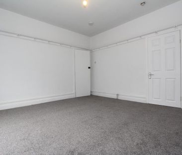 1 bedroom ground floor flat to rent - Photo 6
