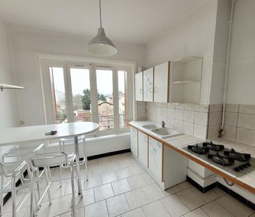 Location Appartement 2 pièces 45m² ECULLY 69130 - Photo 4