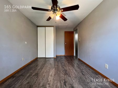 Charming 3 Bed 1.5 Bath Home in Family Friendly Chatham Neighbourhood - Photo 5