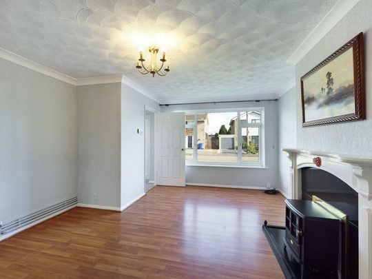 3 bedroom semi-detached house to rent - Photo 1